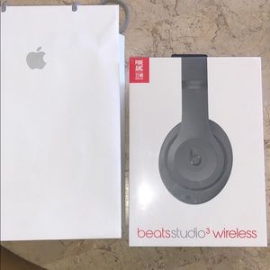 Beats Studio 3 Wireless Headphones- New Release